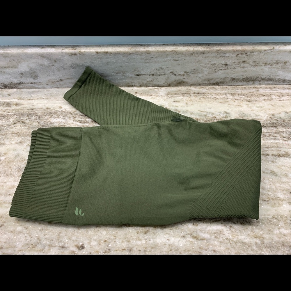 Fabletics active leggings
